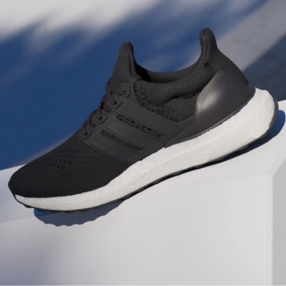 Adidas Ultraboost 1.0 Shoes - Picture 3 of 5